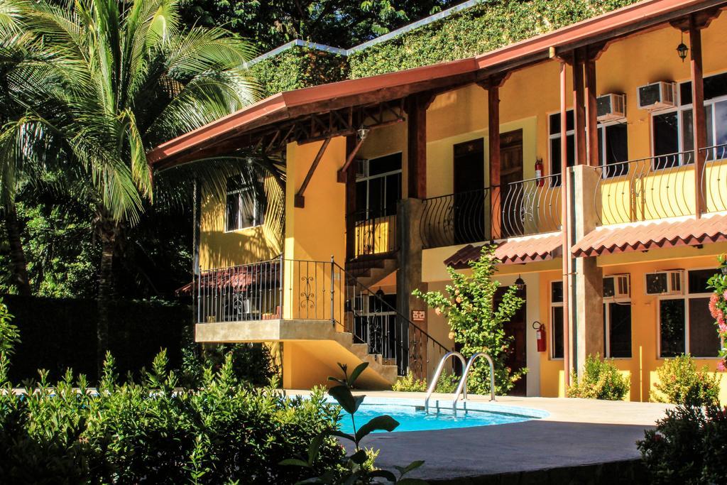 Hotel Isolina Beach Potrero  Εξωτερικό φωτογραφία