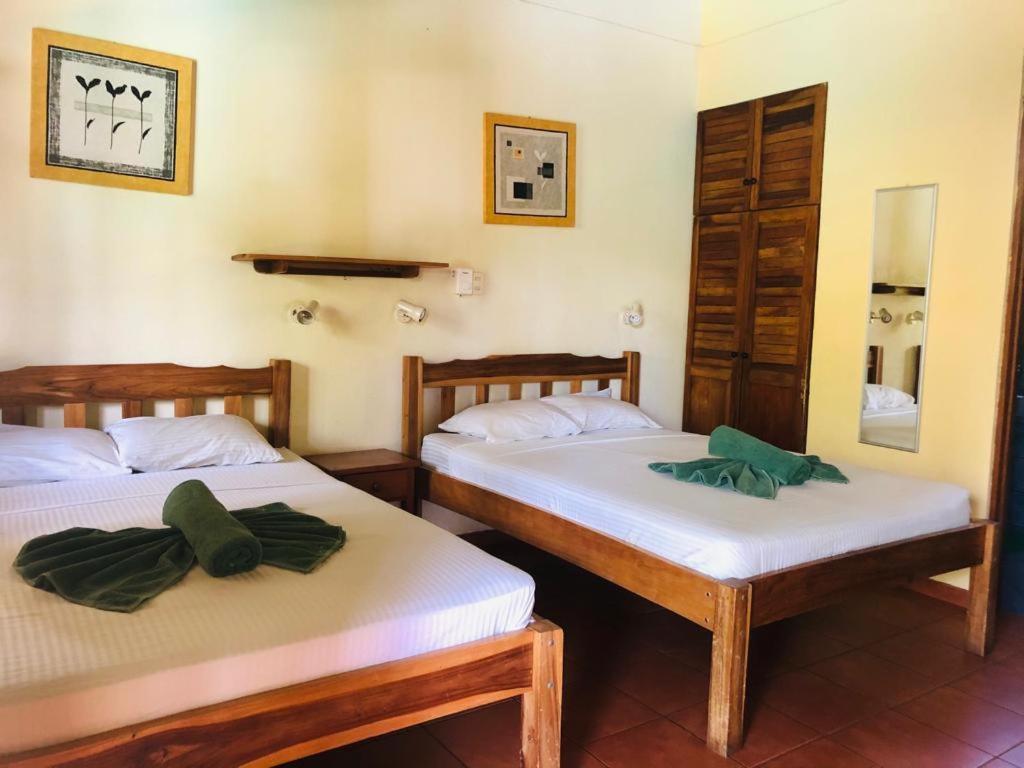 Hotel Isolina Beach Potrero  Εξωτερικό φωτογραφία