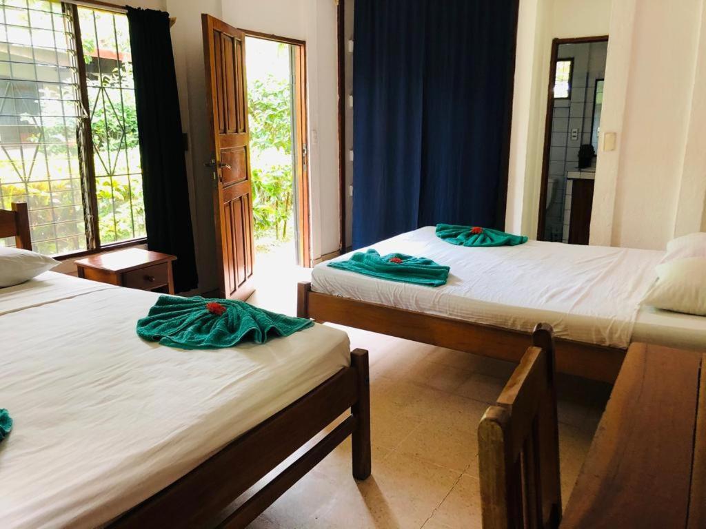 Hotel Isolina Beach Potrero  Εξωτερικό φωτογραφία